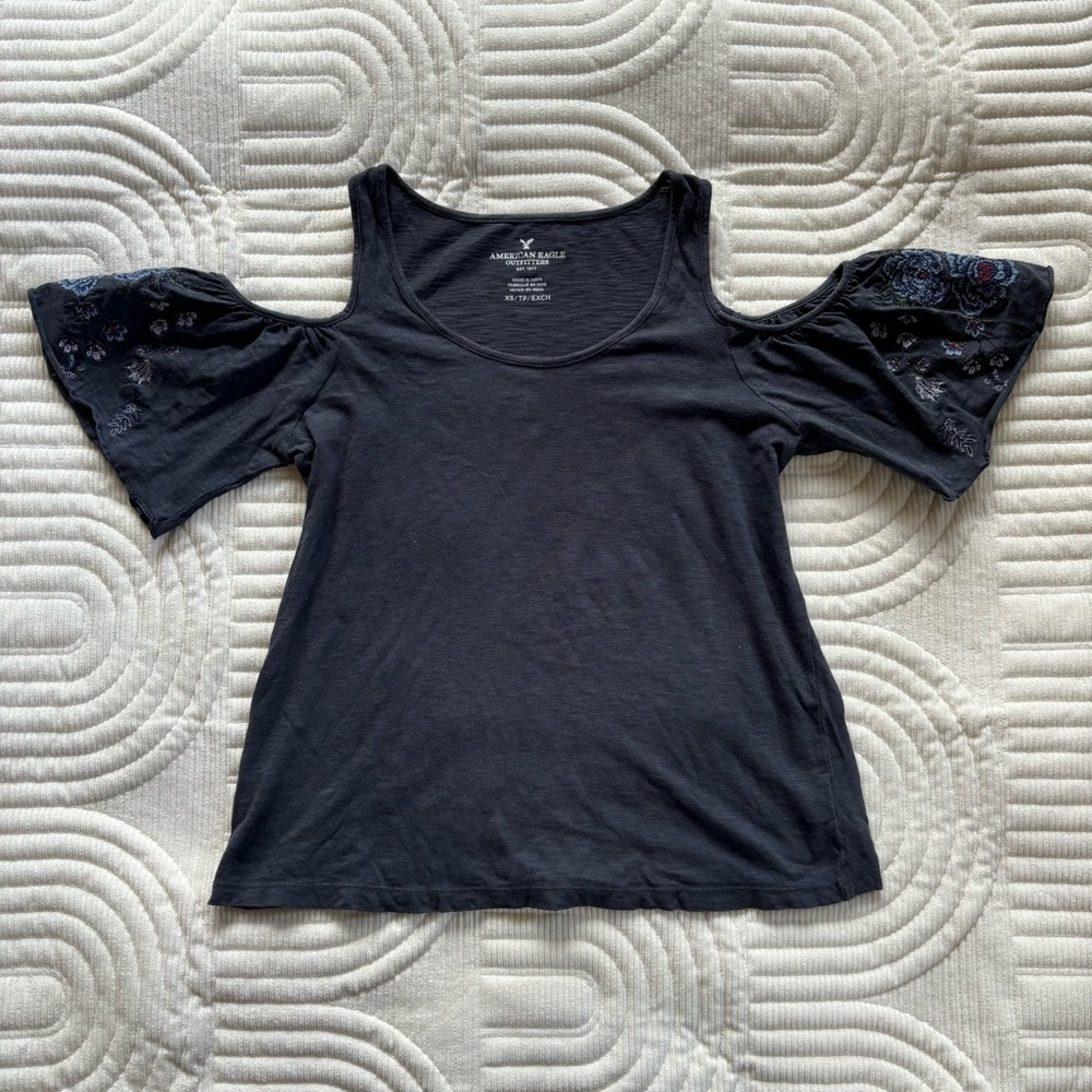 Dark blue American Eagle cotton cold shoulder top with embroidered flowers